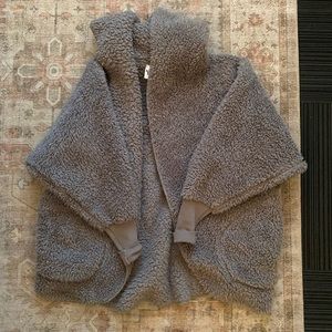 Nordic Beach Grey Sherpa Body Wrap Jacket
